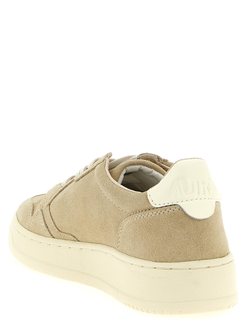 Autry 'Medalist Low' Sneakers