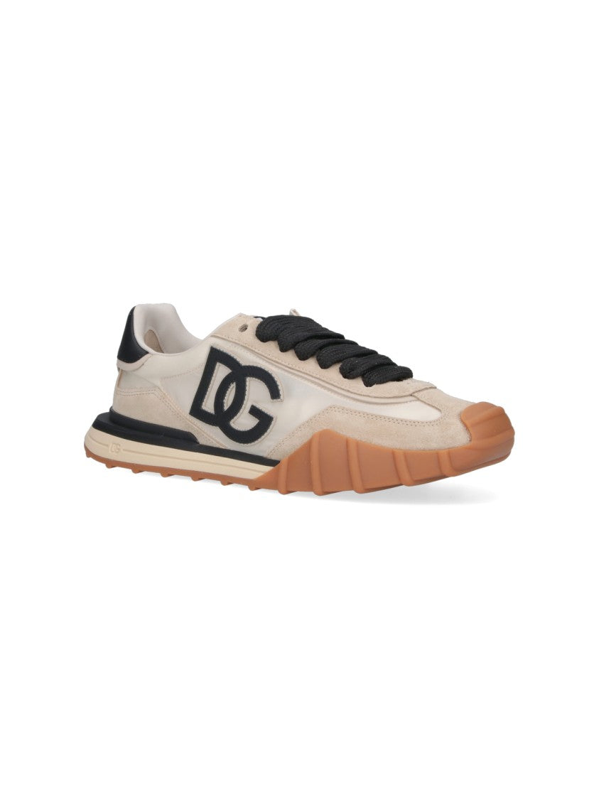 Dolce & Gabbana Low-Top White Sneakers With Minimalist Design