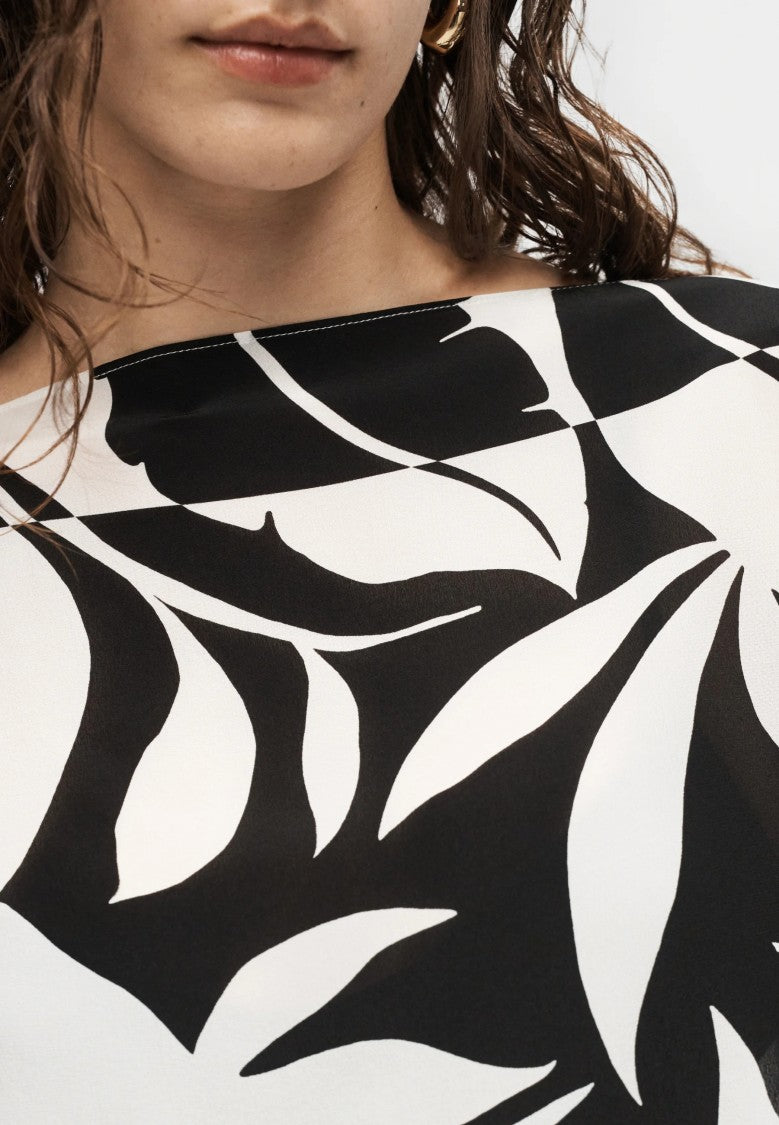 Max Mara Asymmetrical Hem Tunic With Flowing Sleeves