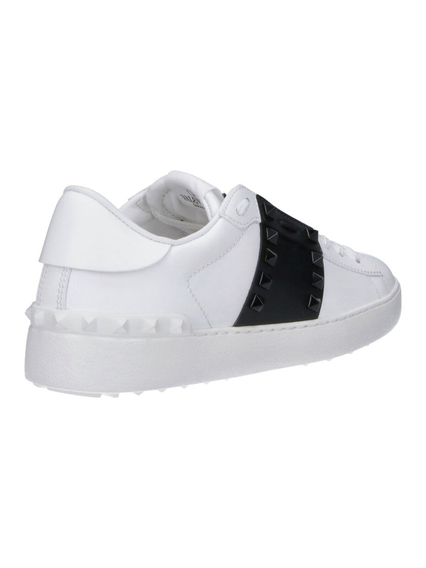 Valentino Garavani Pyramid Studded Low-Top Sneakers In White Calf Leather