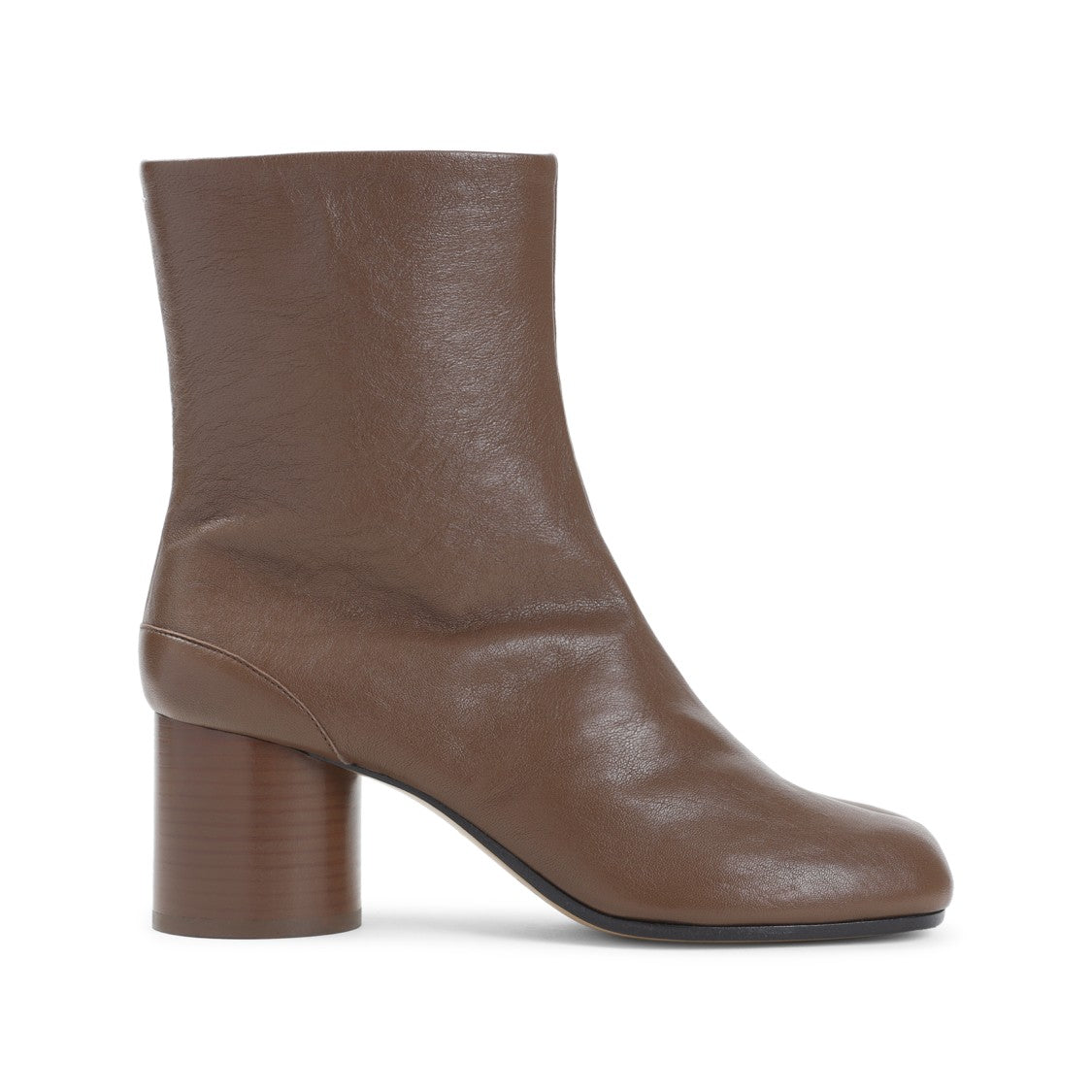 Maison Margiela Distinctive Split-Toe Brown Leather Ankle Boots