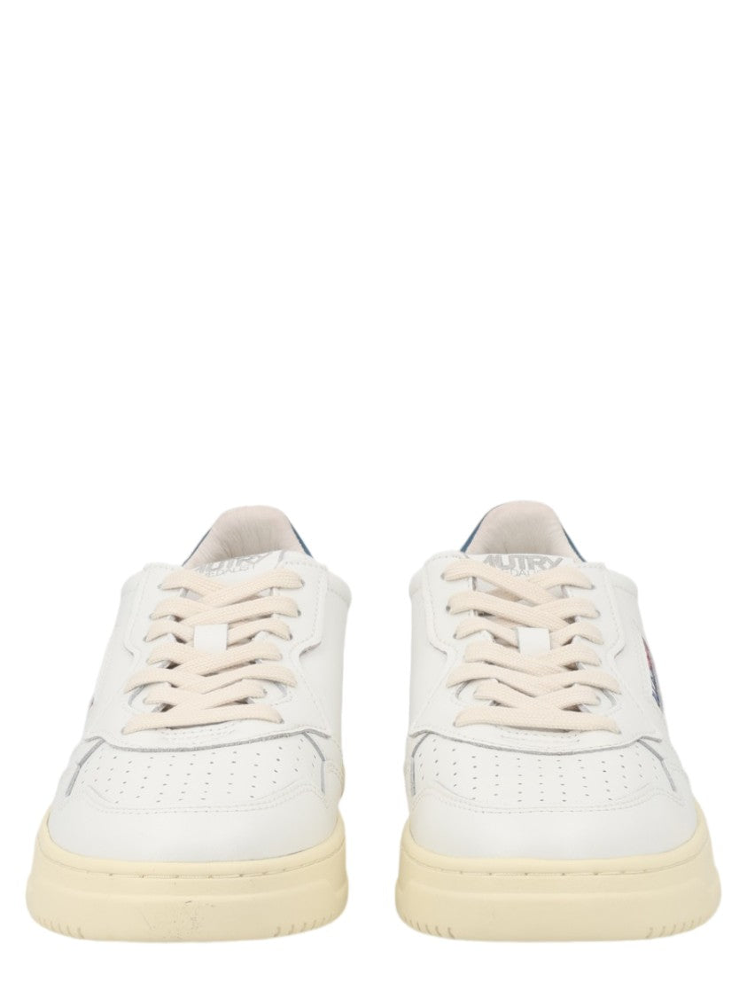 Autry Medalist Low Perforated Cow Leather Sneakers