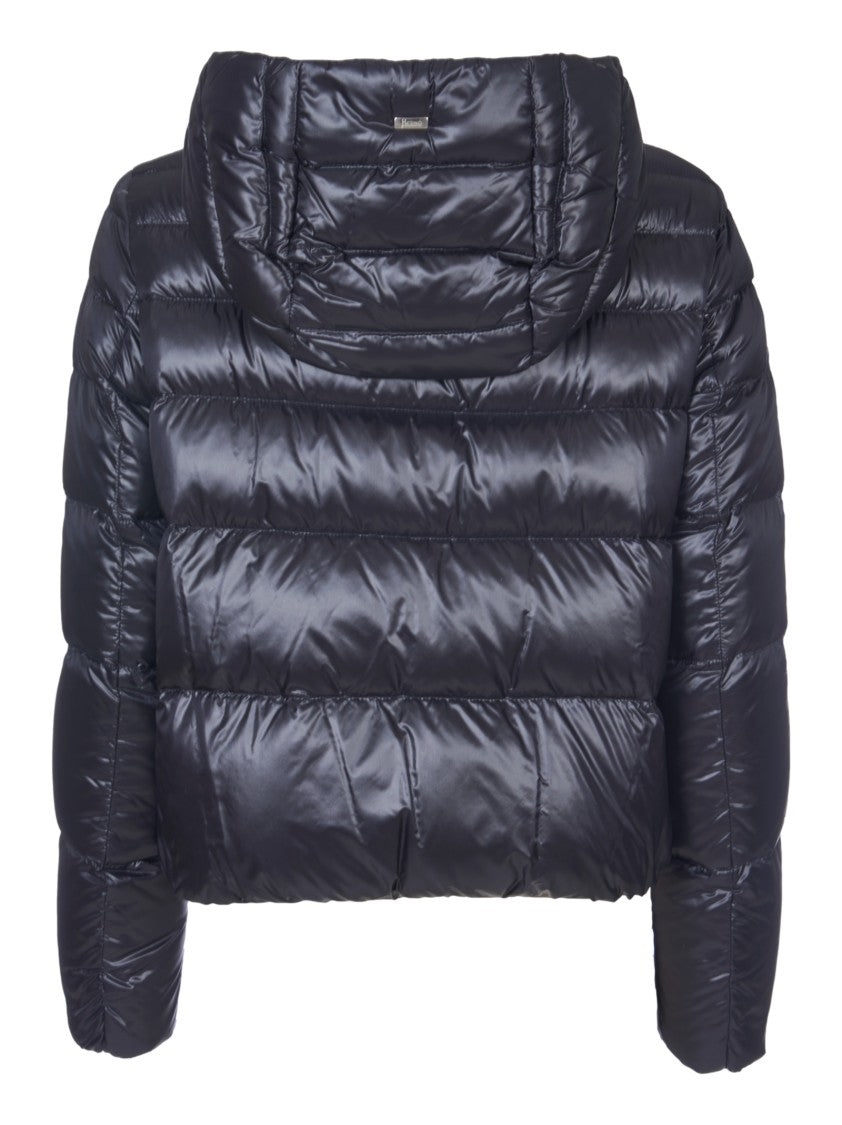 Herno Padded Jacket With Fixed Hood And Convenient Zip Pockets