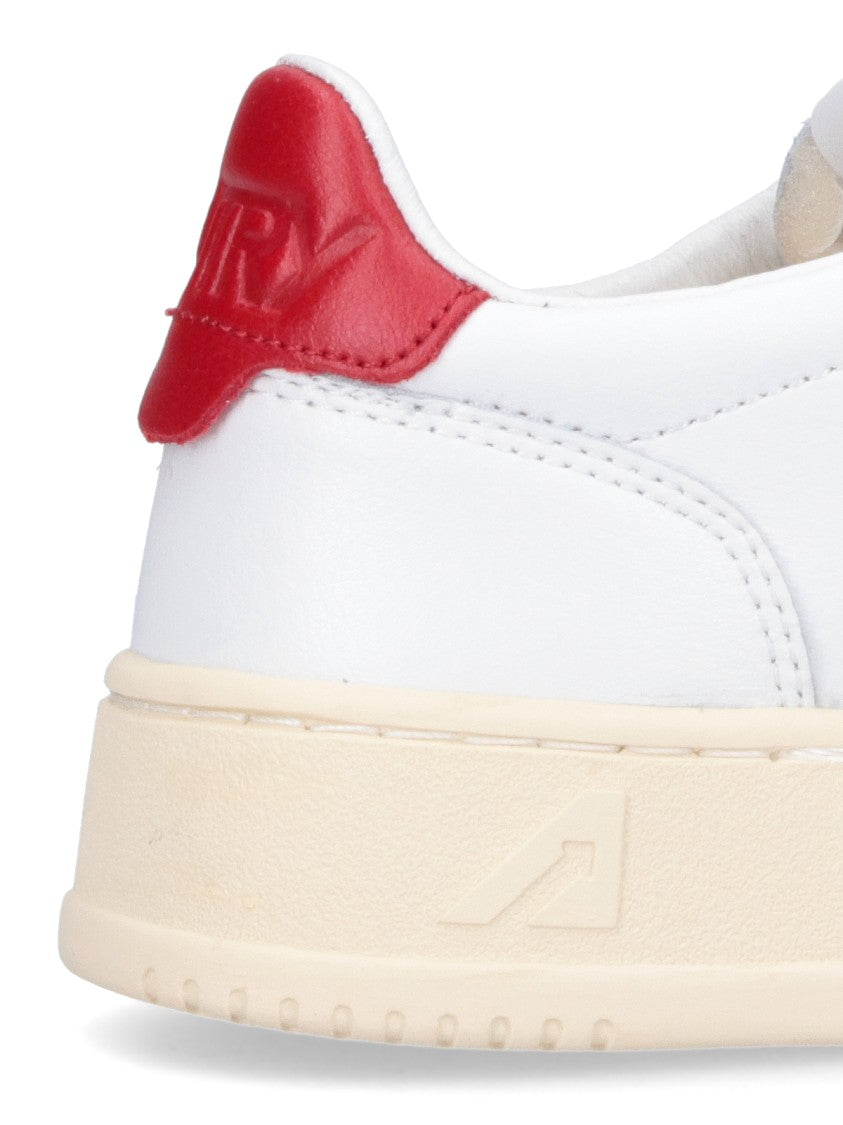 Autry "Medalist" Low-Top Sneakers White