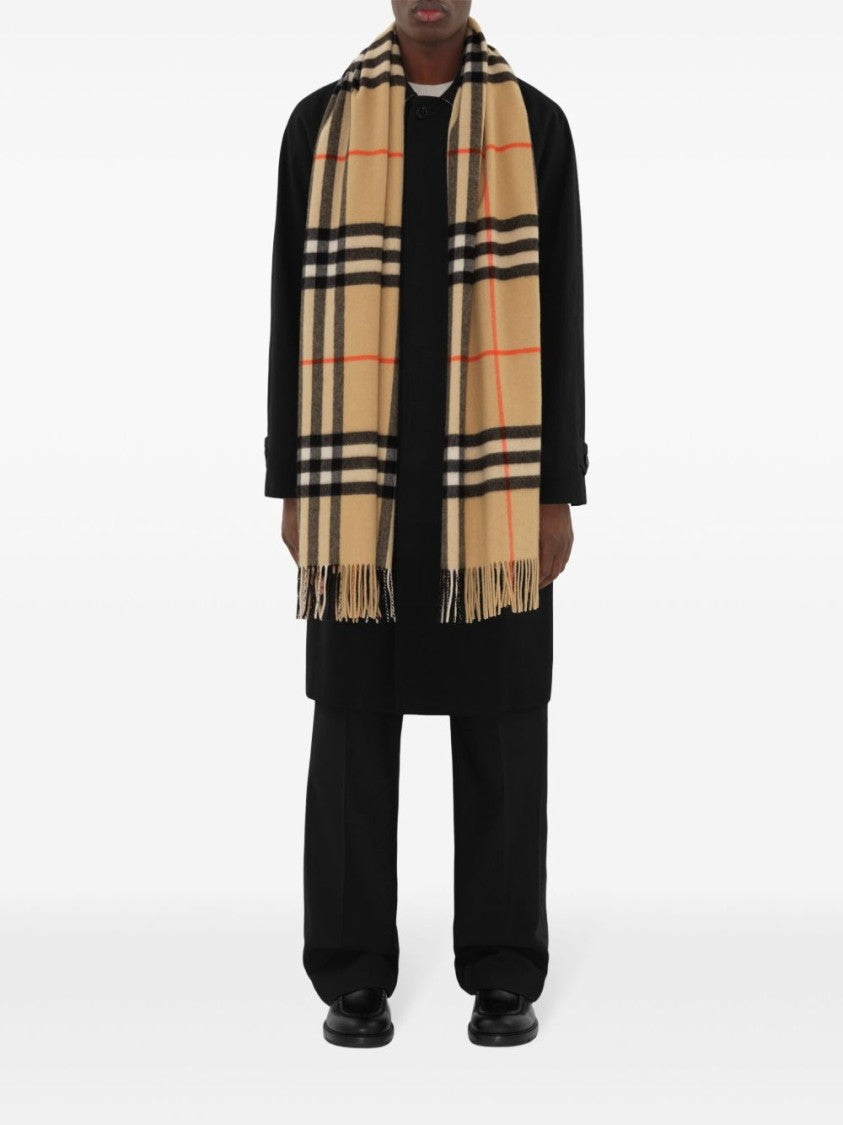 Burberry Check Pattern Cashmere Scarf With Fringed Edges