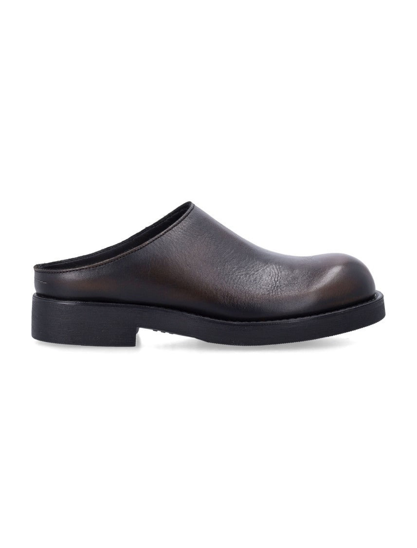 Mm6 By Maison Margiela Minimalist Slip-On Slippers With Rounded Toe And Matte Finish