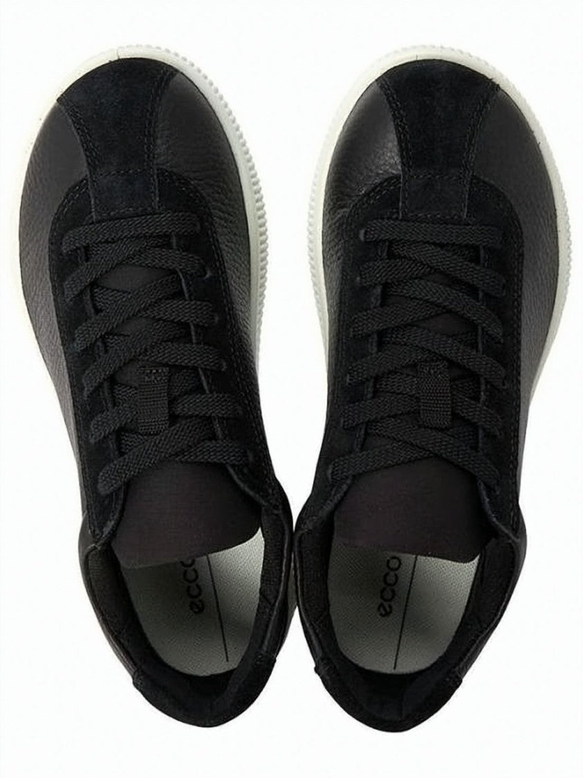 Ecco Sleek Low-Top Sneakers With Suede Accents