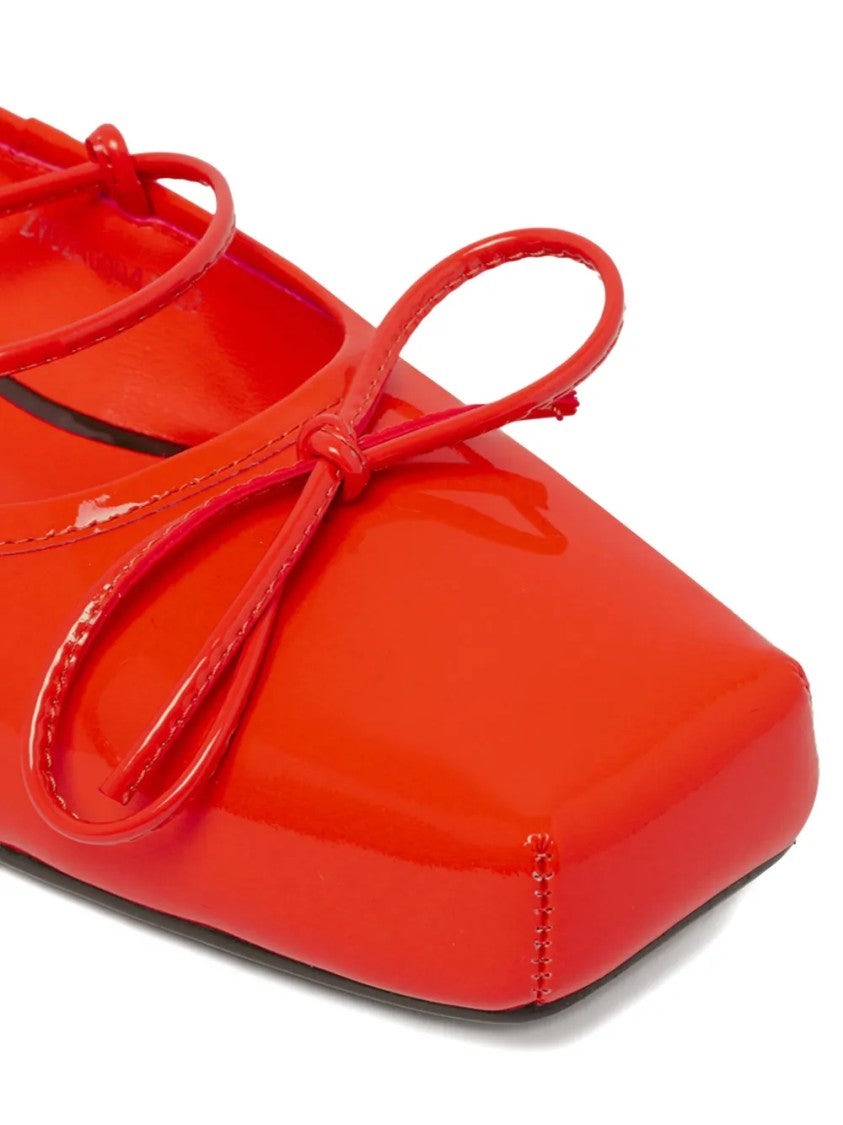Hui Milano Sleek Elegant Classic Silhouette Shoes