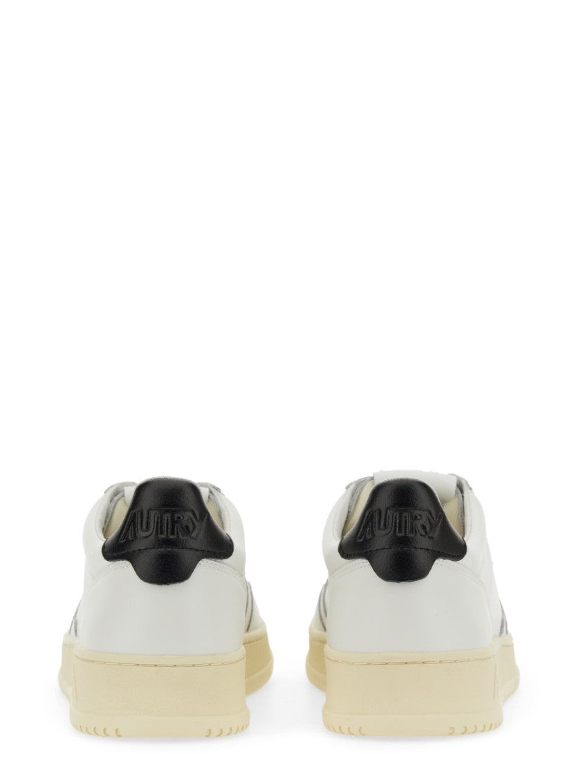 Autry Medalist Low White Cow Leather Sneakers