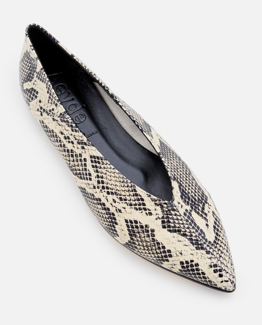 Aeydē Creamy Goat Leather Moa Snake Print Flats