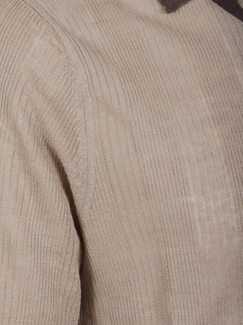 Ballantyne Ribbed Knit Top With Contrasting Collar And V-Neckline