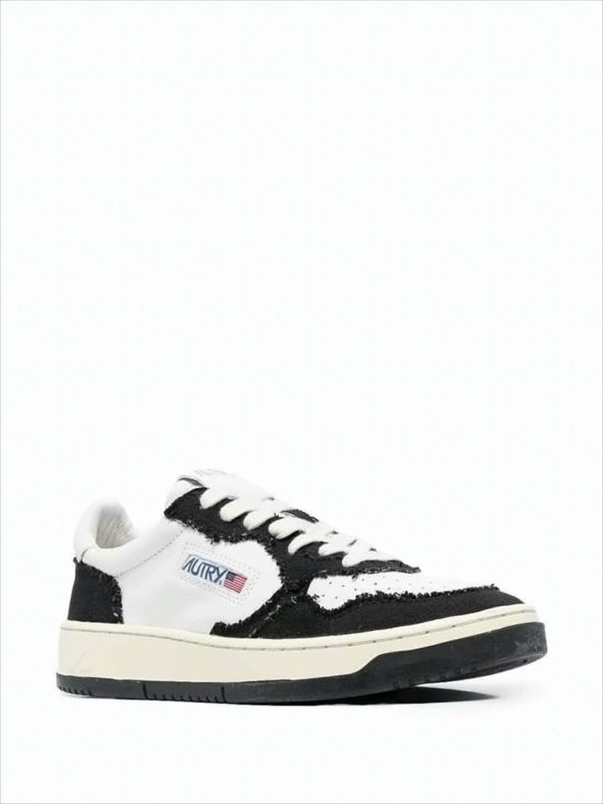 Autry Low-Top Sneakers With Textured Panels And Classic Silhouette