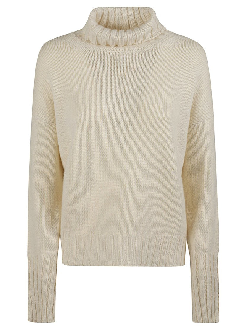 Aragona Finely Knit Cashmere Turtleneck Sweater