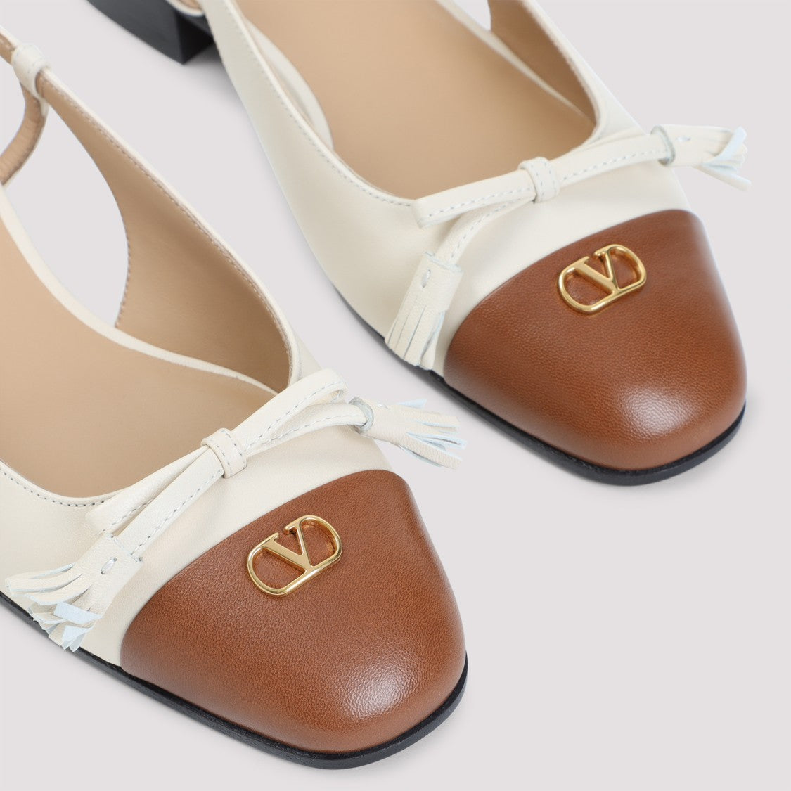 Valentino Garavani Light Beige Leather Ballerinas
