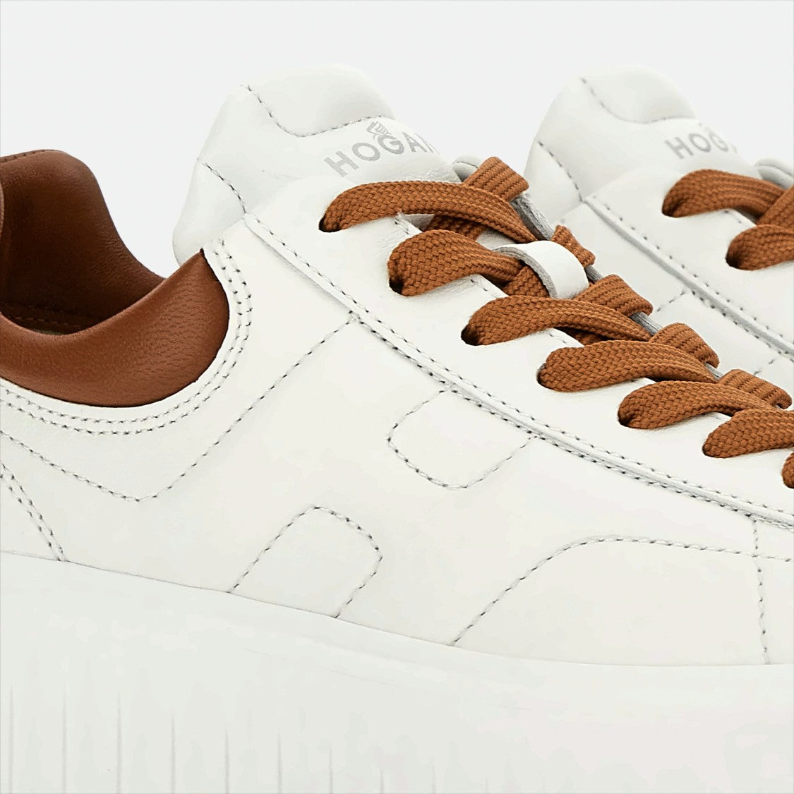 Hogan Elegant White Leather Sneakers