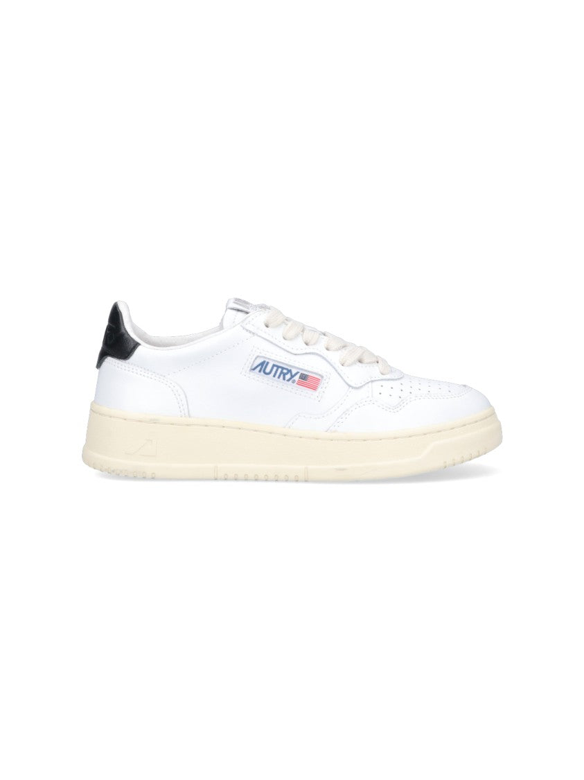 Autry White Medalist Leather Low-Top Sneakers