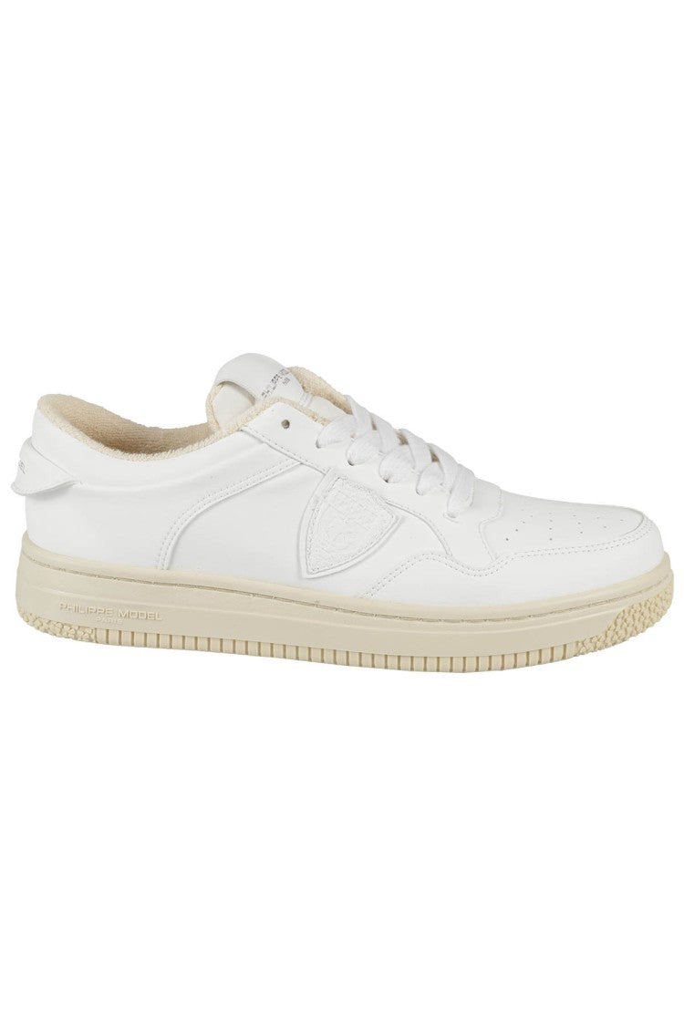 Philippe Model White Lyon Low Sneakers In Recycled Leather