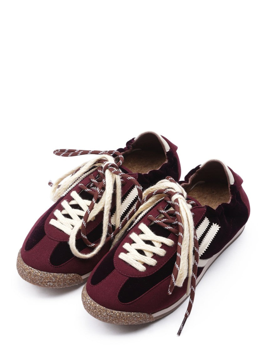 Puraai Vintage-Inspired Burgundy And Black Sneakers With Contrasting Details