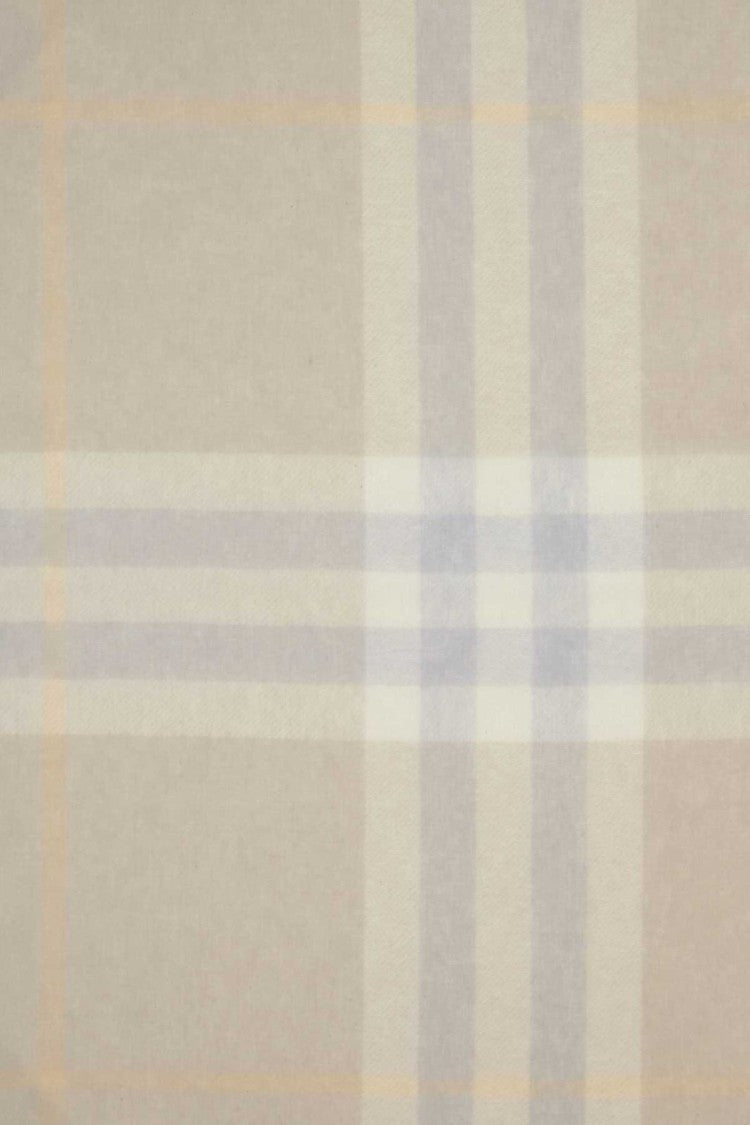 Burberry White Cashmere Scarf With Classic Design