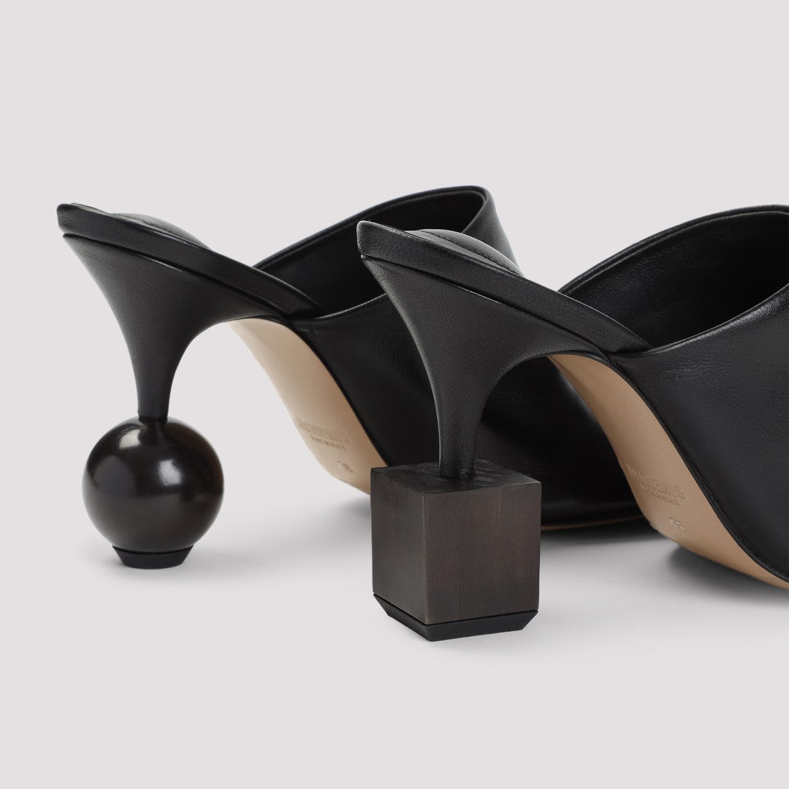 Jacquemus Bisou Mules