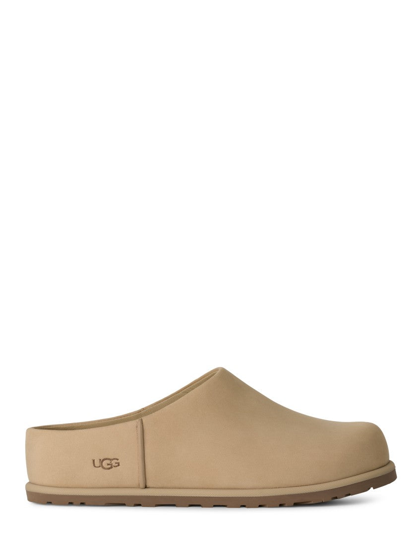 Ugg Clog-Style Leather Clogs With Rounded Toe