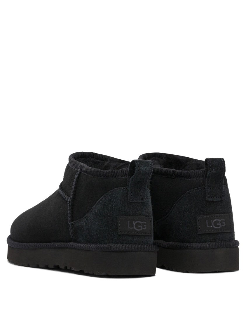 Ugg Low-Cut Ankle Boots With Rounded Toe