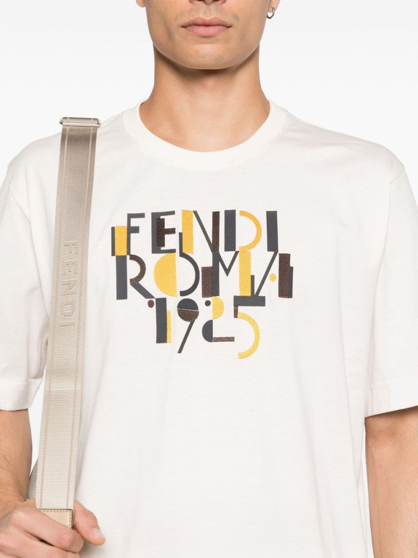 Fendi Relaxed-Fit Graphic Print T-Shirt With Round Neckline