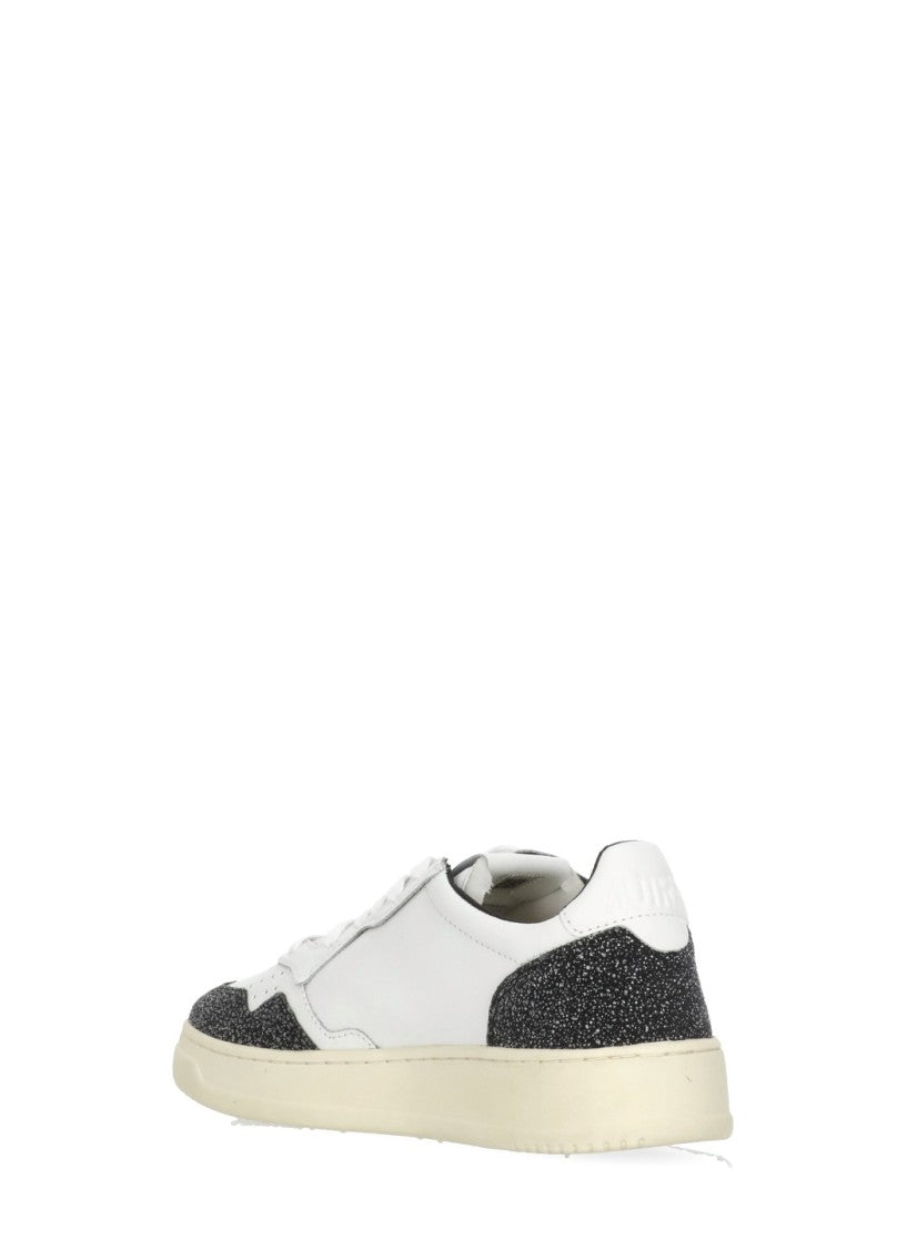 Autry White Medalist Low Leather Sneakers