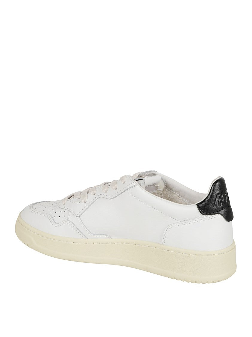 Autry Medalist Low-Top Sneakers With Perforated Detail And Padded Tongue