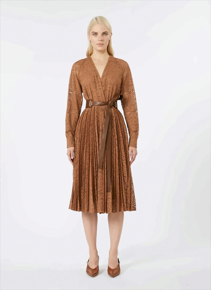 Max Mara Elegant Midi Dress With Lace