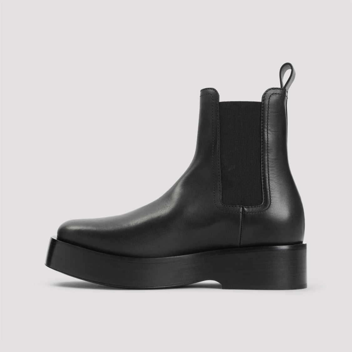 Bottega Veneta Chunky Platform Ankle Boots With Rounded Toe Design