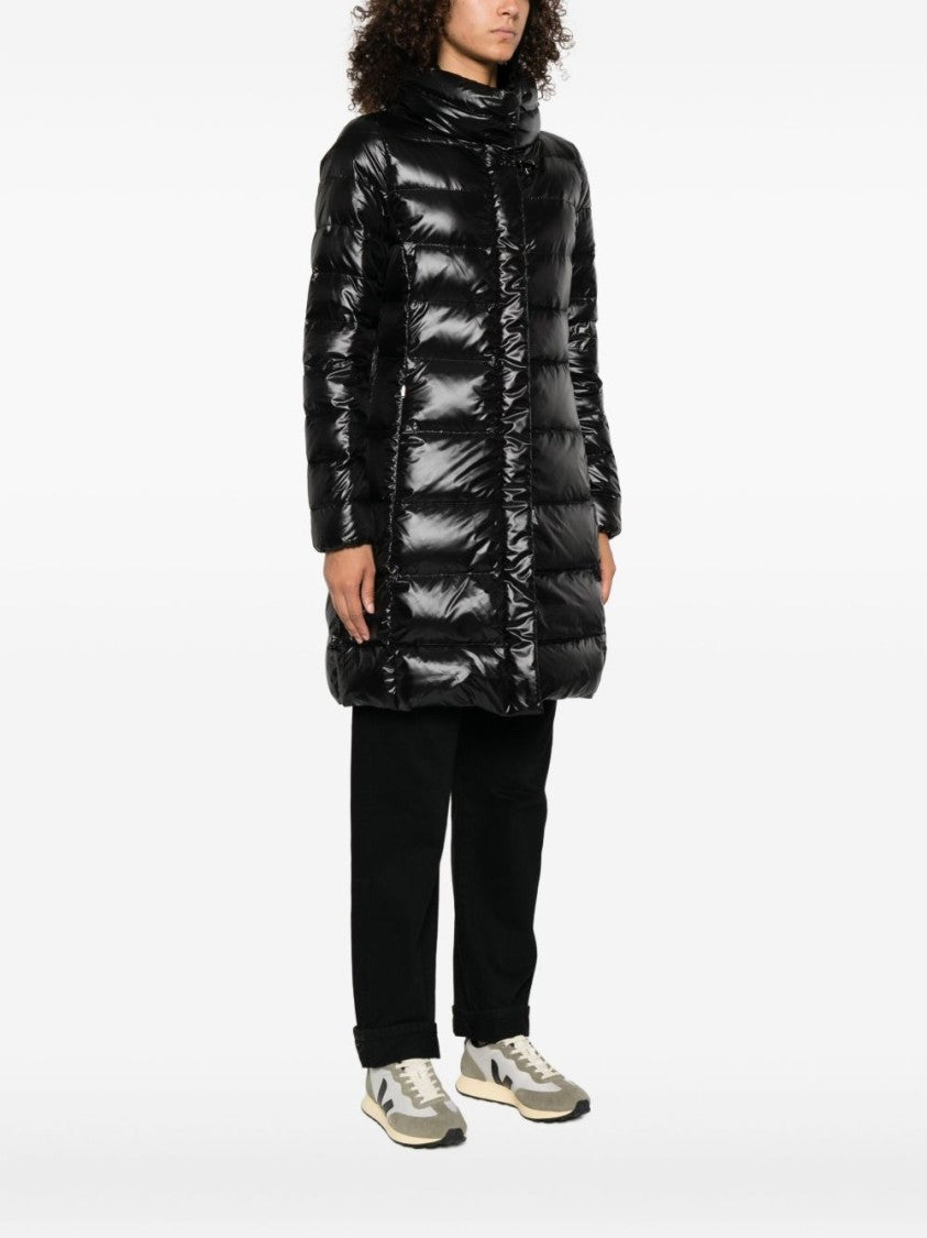 Fay Quilted Nero Down Coat With Structured Collar