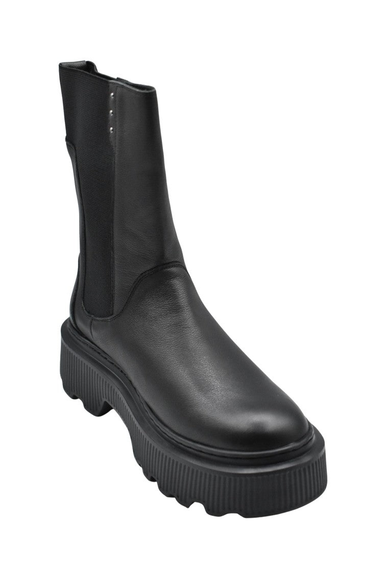 Janet & Janet Mid-Calf Boots With Rounded Toe