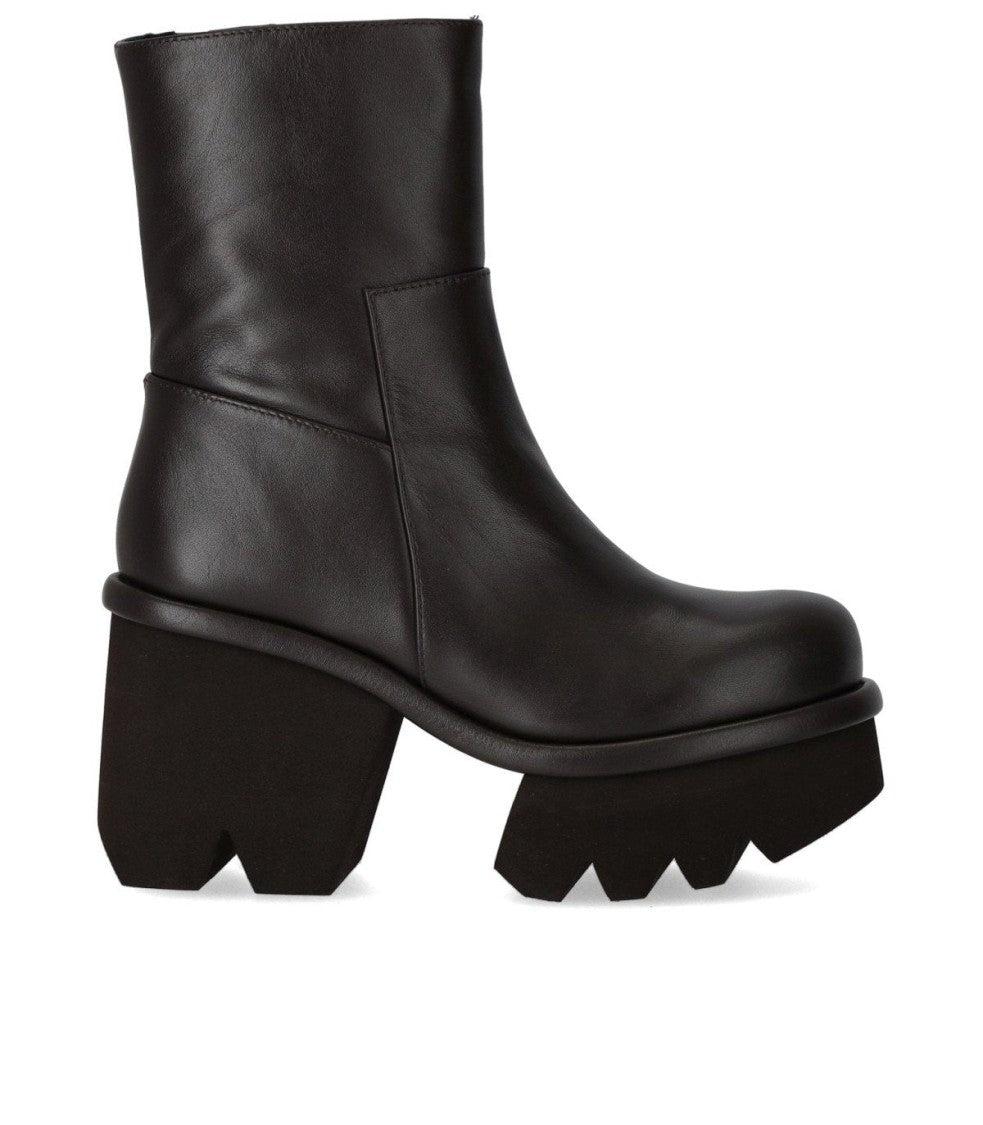 Paloma Barceló Hanne Ankle Boots With Chunky Rubber Sole And Zip Closure