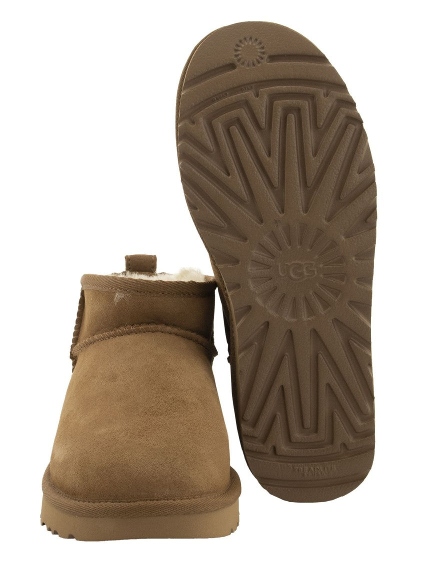 Ugg Classic Ultra Mini - Sheepskin Boot