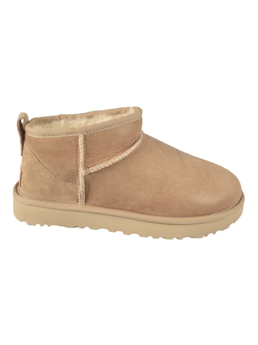 Ugg Ankle Boots With Plush Lining