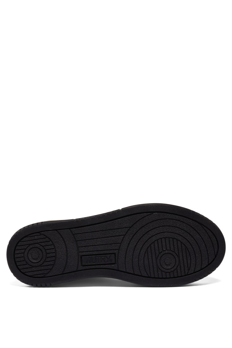 Autry Women’S Medalist Platform Leather Sneakers