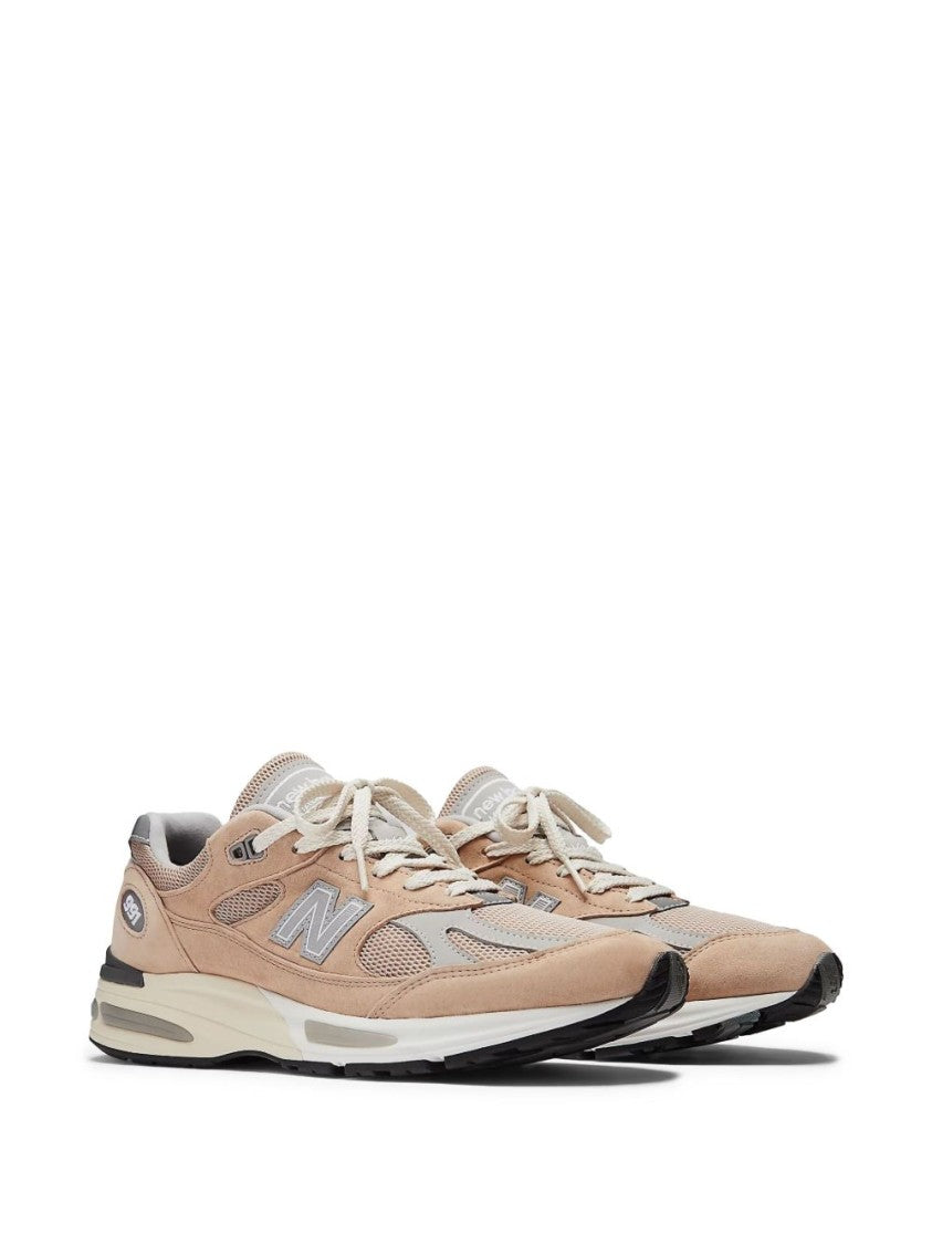 New Balance Beige Sneakers With Pink And Grey Accents