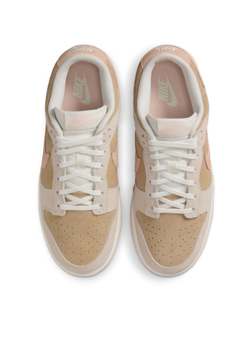 Nike Dunk Low Sneakers