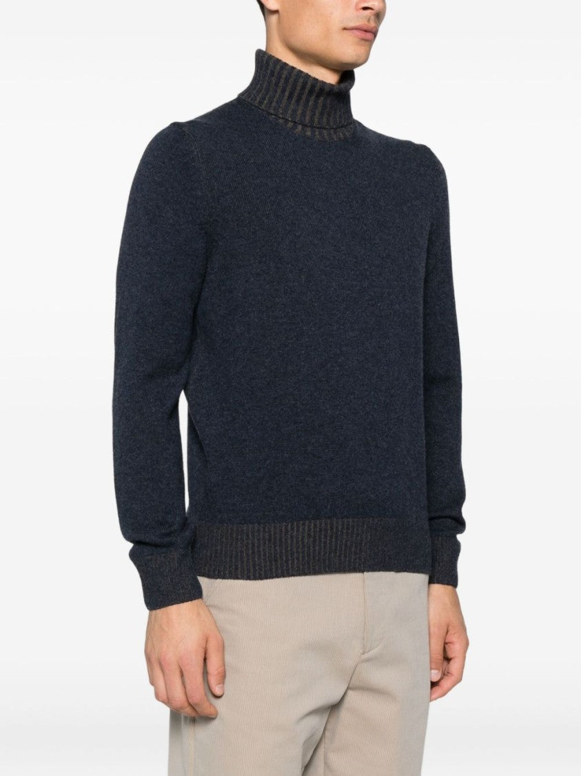 Vengera Blue Turtleneck Sweater With Textured Knit