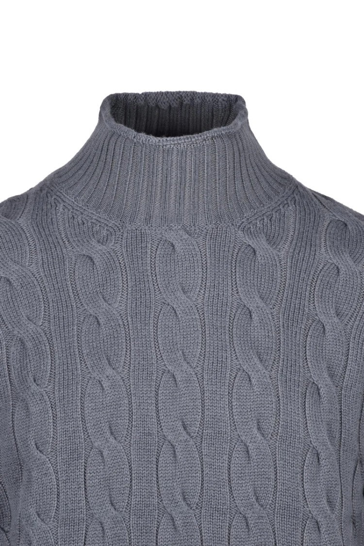 Kangra Cable Knit Turtleneck - Grey
