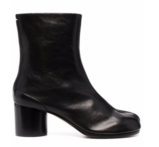 Maison Margiela Mid-Calf Boots With Glossy Finish And Split-Toe Detail