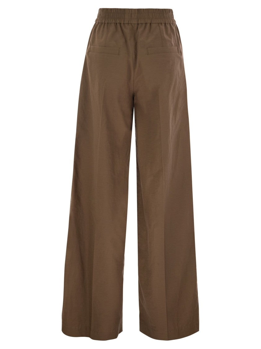 Brunello Cucinelli Loose Fit Cotton Trousers