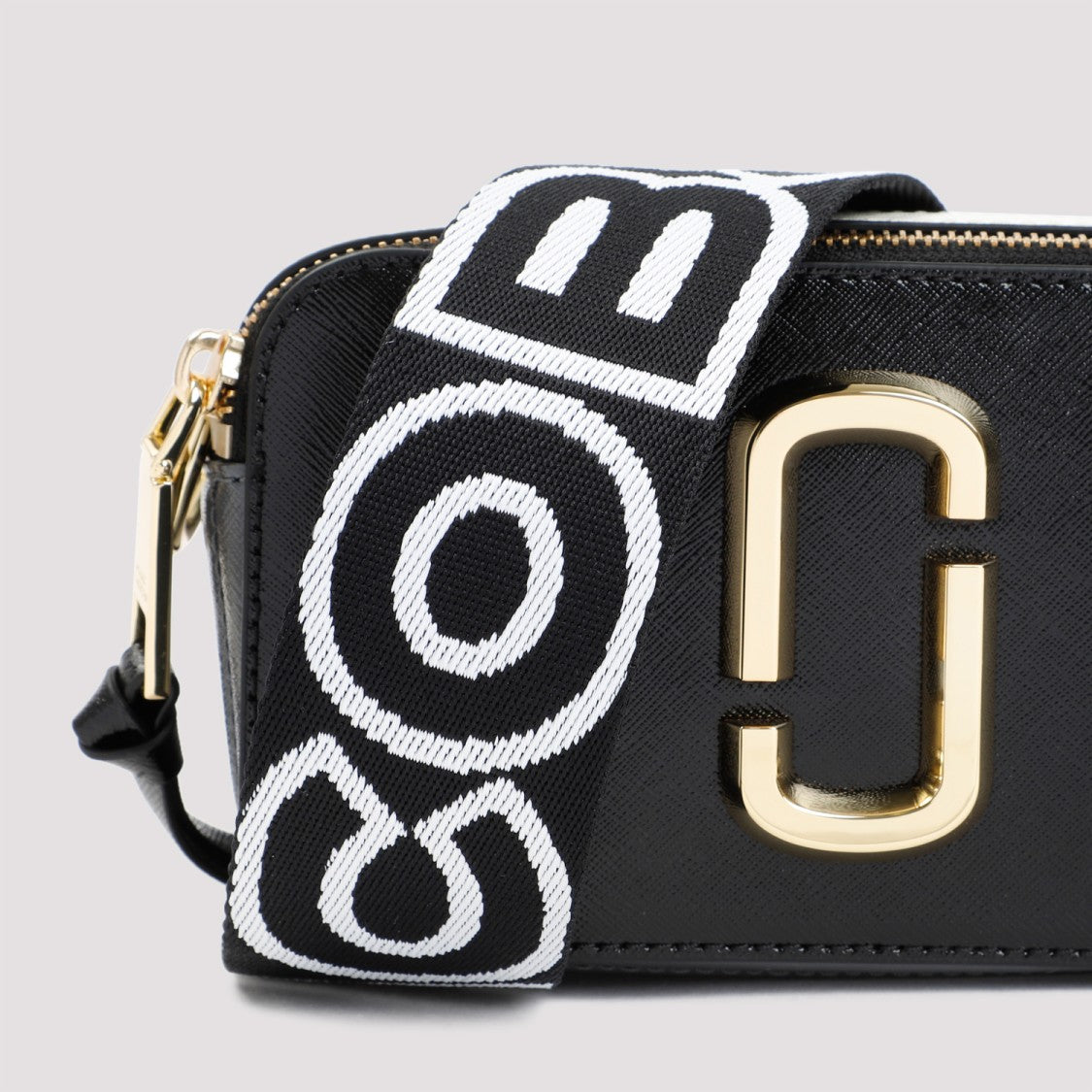 Marc Jacobs The Snapshort Shoulder Bag In Black Leather