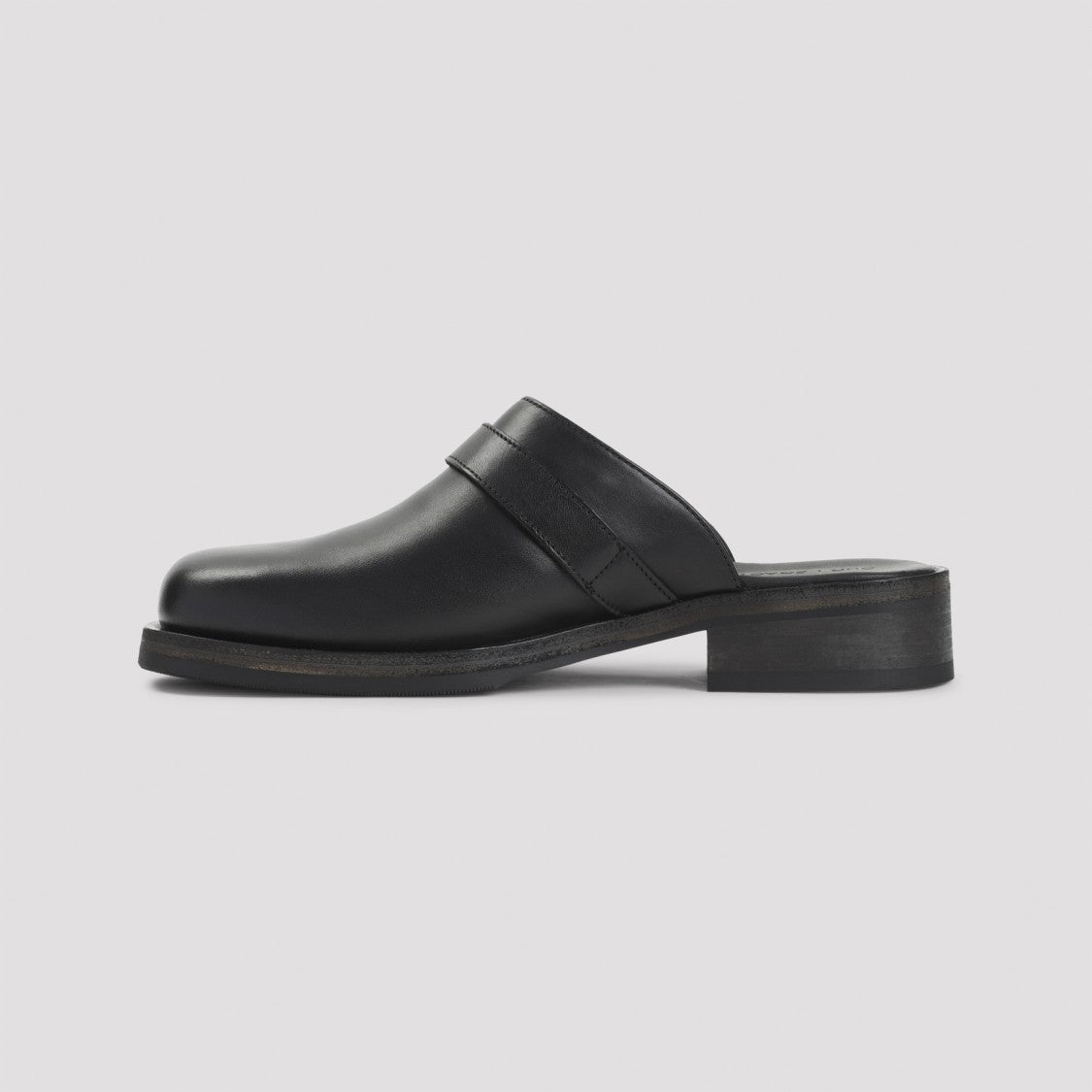 Our Legacy Black Leather Slippers With Minimalist Design