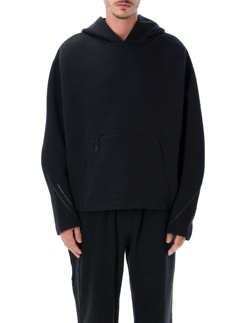 Nike Boxy-Fit Black Hoodie With Reflective Details And Zip Pocket