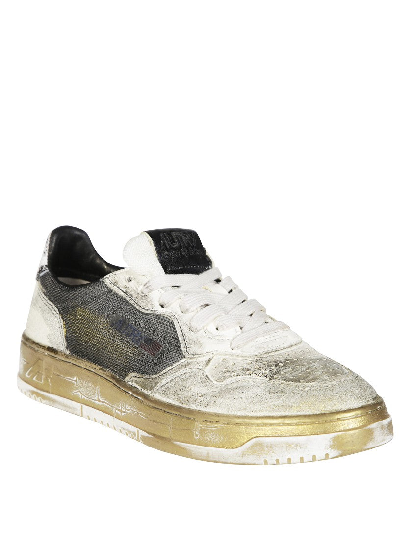 Autry Sup Vint Low Wom Sneakers