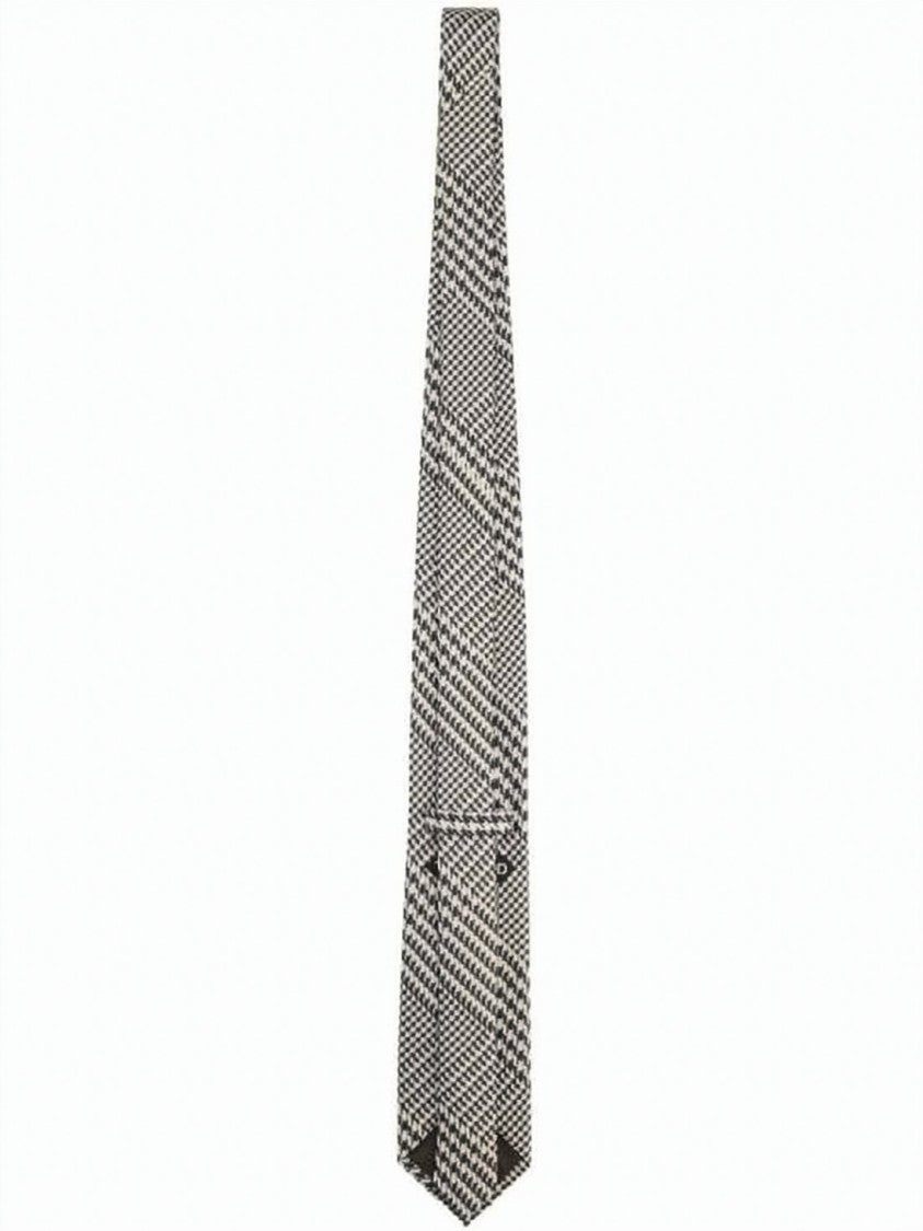 Tom Ford Monochrome Silk Necktie With Classic Houndstooth Pattern