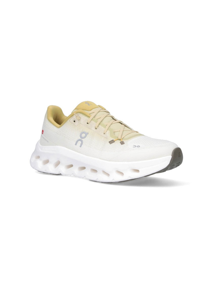 On Cloudtilt Sneakers With White Mesh Upper