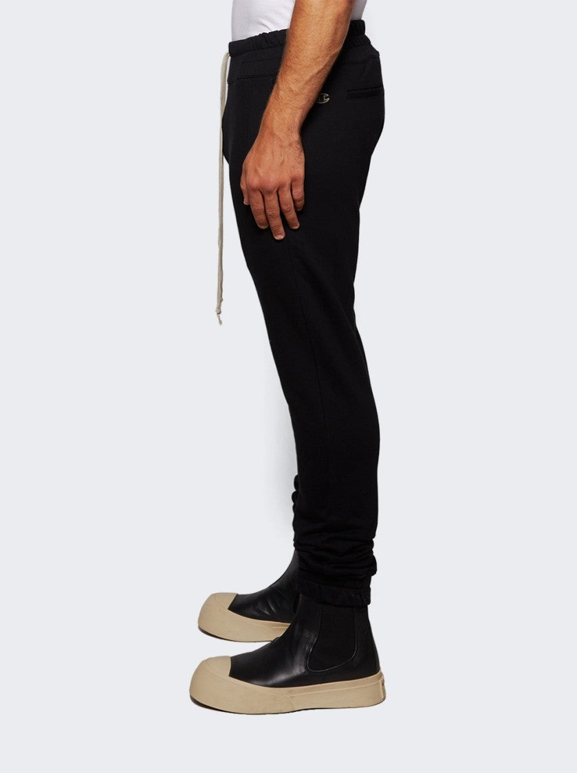 Rick Owens Relaxed Fit Knitted Joggers With Unique Graphic Detail